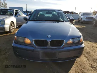 2002 BMW 3 Series 325i with VIN WBAEV33462KL78187, listed as a Copart auction lot 87111574 with 165,249 mi miles and Clean Title. Bid and sale history available at carsss.com. Image 5.