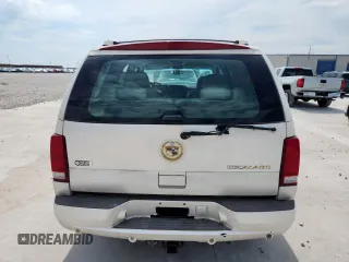 2005 Cadillac Escalade with VIN 1GYEC63N55R202532, listed as a Copart auction lot 61166525 with 229,312 mi miles and Clean title. Bid and sale history available at DreamBid. Image 6.