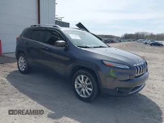 2014 Jeep Cherokee Limited with VIN 1C4PJMDS2EW262606, listed as a IAAI auction lot 42115934 with 198,589 mi miles and . Bid and sale history available at DreamBid. Image 1.