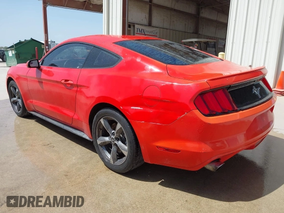 2015 Ford Mustang V6 z VIN 1FA6P8AM7F5329737, wystawiony jako IAAI lot #42761829 z przebiegiem 125 495 mil mil oraz . Historia ofert i sprzedaży dostępna na DreamBid. Obrazek 3.