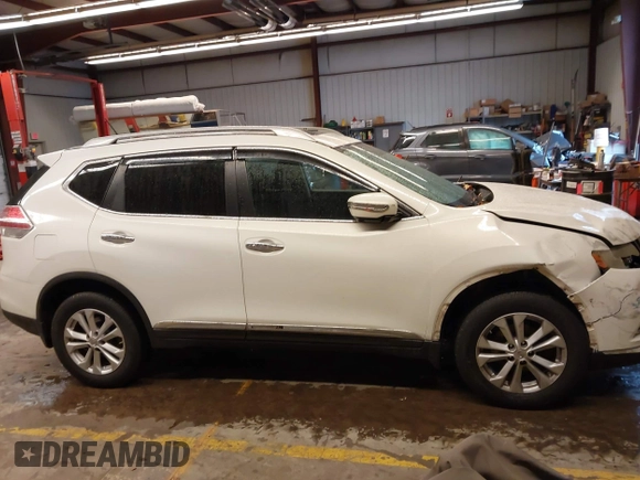 2014 Nissan Rogue SL with VIN 5N1AT2MV5EC771438, listed as a IAAI auction lot 40928208 with 138,910 mi miles and . Bid and sale history available at DreamBid. Image 13.
