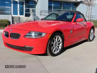 2008 BMW Z4 3.0i z VIN 4USBU33528LW76296, wystawiony jako Copart lot #48977075 z przebiegiem 56 115 mil mil oraz Szkoda całkowita • Salvage title. Historia ofert i sprzedaży dostępna na DreamBid. Obrazek 2.