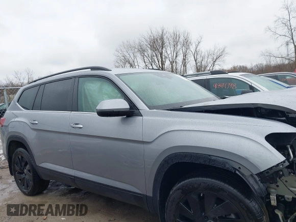 2024 Volkswagen Atlas SE with VIN 1V2HR2CA4RC593252, listed as a IAAI auction lot 41828371 with 7,317 mi miles and . Bid and sale history available at DreamBid. Image 14.