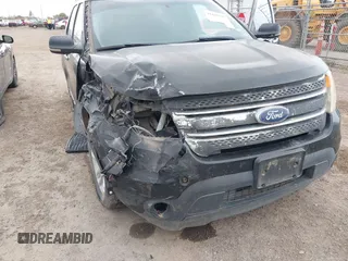 2011 Ford Explorer XLT with VIN 1FMHK8D84BGA33696, listed as a IAAI auction lot 41418105 with Not Provided miles and . Bid and sale history available at DreamBid. Image 6.