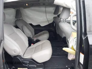 2019 Toyota Sienna XLE with VIN 5TDDZ3DC0KS225564, listed as a IAAI auction lot 41973012 with 71,858 mi miles and . Bid and sale history available at DreamBid. Image 8.