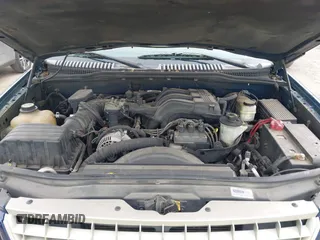2005 Ford Explorer Eddie Bauer z VIN 1FMDU74K85UB09943, wystawiony jako IAAI lot #42337325 z przebiegiem 252 668 mil mil oraz . Historia ofert i sprzedaży dostępna na DreamBid. Obrazek 10.