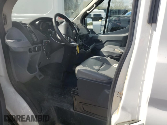 2018 Ford Transit z VIN 1FTBW3XV5JKA09521, wystawiony jako Copart lot #51600575 z przebiegiem 283 267 mil mil oraz Czysty tytuł • Clean title. Historia ofert i sprzedaży dostępna na DreamBid. Obrazek 7.