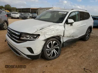 2022 Volkswagen Atlas SEL with VIN 1V2BP2CA2NC504784, listed as a Copart auction lot 79165184 with 64,519 mi miles and Salvage title. Bid and sale history available at DreamBid. Image 1.