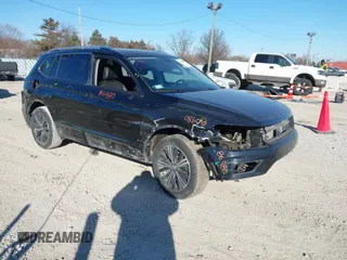 2019 Volkswagen Tiguan SE with VIN 3VV3B7AX9KM135037, listed as a IAAI auction lot 41527344 with 146,630 mi miles and . Bid and sale history available at DreamBid. Image 1.