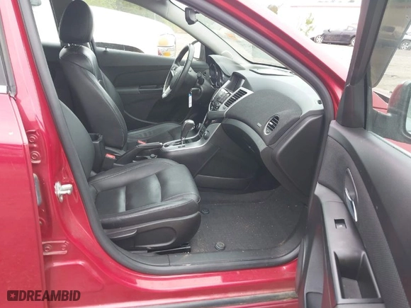 2014 Chevrolet Cruze 2LT with VIN 1G1PE5SB6E7283328, listed as a IAAI auction lot 41854719 with 82,537 mi miles. Bid and sale history available at carsss.com. Image 5.