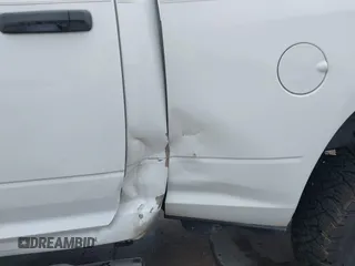 2020 Ram 2500 Tradesman z VIN 3C6UR5CJ4LG235002, wystawiony jako IAAI lot #42117169 z przebiegiem 170 299 mil mil oraz . Historia ofert i sprzedaży dostępna na DreamBid. Obrazek 20.