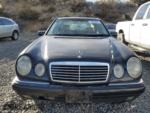1998 Mercedes-Benz E 320 with VIN WDBJF25F4WA504385, listed as a Copart auction lot 79555844 with 392,558 mi miles and Clean Title. Bid and sale history available at DreamBid. Image 5.