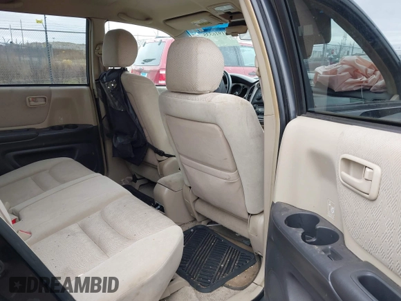 2001 Toyota Highlander z VIN JTEHF21A410030670, wystawiony jako IAAI lot #41916535 z przebiegiem 248 020 mil mil oraz . Historia ofert i sprzedaży dostępna na DreamBid. Obrazek 8.