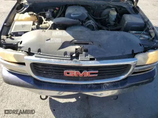 2002 GMC Sierra 1500 SLE with VIN 2GTEC19T221207285, listed as a Copart auction lot 88169715 with 255,121 mi miles and Salvage Title. Bid and sale history available at carsss.com. Image 11.