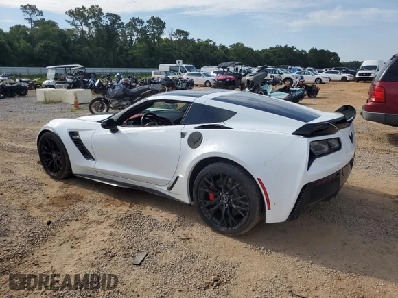 2015 Chevrolet Corvette Z06 3LZ with VIN 1G1YU2D64F5609100, listed as a Copart auction lot 58628714 with 45,992 mi miles and Salvage Title. Bid and sale history available at carsss.com. Image 2.