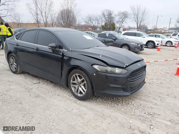 2015 Ford Fusion SE with VIN 1FA6P0H78F5121755, listed as a IAAI auction lot 41557675 with 128,511 mi miles. Bid and sale history available at carsss.com. Image 1.
