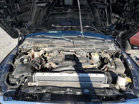 2018 Ram 3500 Laramie with VIN 3C63RRML5JG373731, listed as a Copart auction lot 41849925 with 147,461 mi miles and Salvage Title. Bid and sale history available at carsss.com. Image 11.