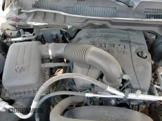 2018 Ram 1500 Big Horn z VIN 1C6RR6LT3JS112777, wystawiony jako Copart lot #52807175 z przebiegiem 108 461 mil mil oraz Szkoda całkowita • Salvage title. Historia ofert i sprzedaży dostępna na DreamBid. Obrazek 15.