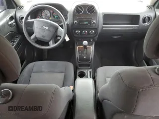 2010 Jeep Patriot Sport z VIN 1J4NF2GB8AD557735, wystawiony jako Copart lot #56532175 z przebiegiem 160 576 mil mil oraz Szkoda całkowita • Salvage title. Historia ofert i sprzedaży dostępna na DreamBid. Obrazek 8.