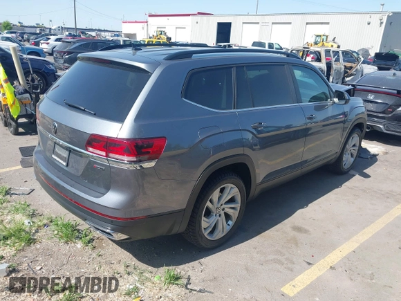 2022 Volkswagen Atlas SE with VIN 1V2KP2CA6NC524326, listed as a IAAI auction lot 42546660 with 37,406 mi miles and . Bid and sale history available at DreamBid. Image 4.