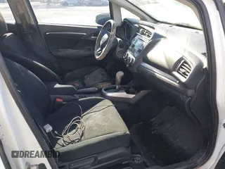 2015 Honda Fit LX with VIN 3HGGK5H52FM760590, listed as a IAAI auction lot 41176103 with 1 mi miles. Bid and sale history available at carsss.com. Image 5.