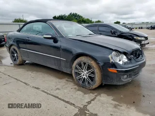 2008 Mercedes-Benz CLK 350 z VIN WDBTK56F58T088861, wystawiony jako Copart lot #60743665 z przebiegiem 204 611 mil mil oraz Czysty tytuł • Clean title. Historia ofert i sprzedaży dostępna na DreamBid. Obrazek 4.