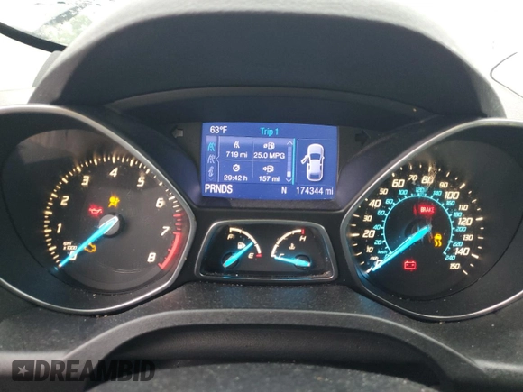 2013 Ford Escape SE z VIN 1FMCU0GX2DUB10398, wystawiony jako Copart lot #59795225 z przebiegiem 174 344 mil mil oraz Czysty tytuł • Clean title. Historia ofert i sprzedaży dostępna na DreamBid. Obrazek 9.