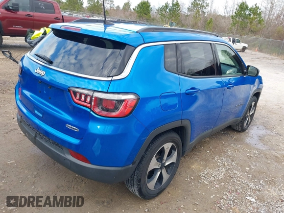 2017 Jeep Compass Latitude z VIN 3C4NJCBB4HT668787, wystawiony jako IAAI lot #41341341 z przebiegiem 86 026 mil mil oraz . Historia ofert i sprzedaży dostępna na DreamBid. Obrazek 4.