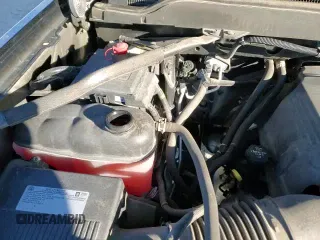 2019 Chevrolet Silverado 2500HD Work Truck z VIN 1GC1KREG9KF280820, wystawiony jako Copart lot #88048585 z przebiegiem 101 877 mil mil oraz Szkoda całkowita • Salvage title. Historia ofert i sprzedaży dostępna na DreamBid. Obrazek 13.