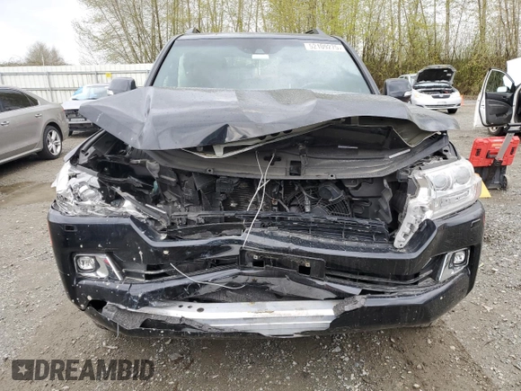 2021 Toyota Land Cruiser z VIN JTMCY7AJ6M4099198, wystawiony jako Copart lot #52109275 z przebiegiem 34 602 mil mil oraz Szkoda całkowita • Salvage title. Historia ofert i sprzedaży dostępna na DreamBid. Obrazek 5.