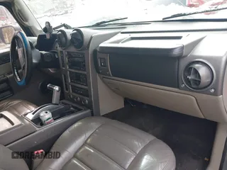 2003 Hummer H2 with VIN 5GRGN23U33H144964, listed as a IAAI auction lot 41621898 with Not Provided miles. Bid and sale history available at carsss.com. Image 5.