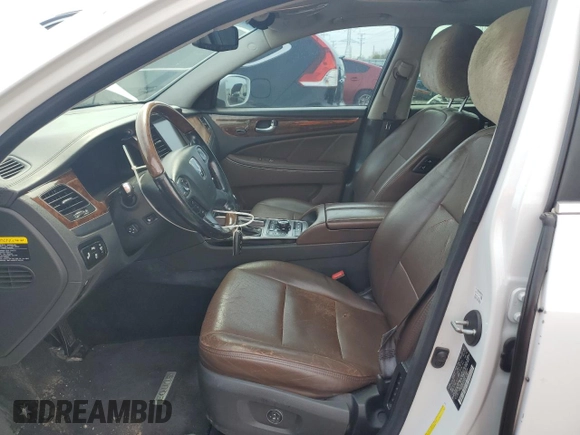 2014 Hyundai Equus Signature with VIN KMHGH4JH2EU074924, listed as a Copart auction lot 53826505 with 186,697 mi miles and Clean Title. Bid and sale history available at DreamBid. Image 7.