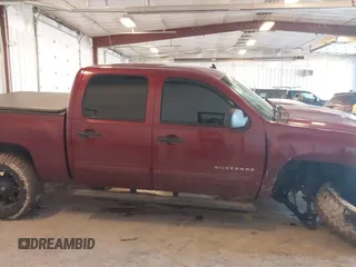 2013 Chevrolet Silverado 1500 LT with VIN 3GCPKSE77DG254204, listed as a IAAI auction lot 41680546 with 213,790 mi miles. Bid and sale history available at carsss.com. Image 13.
