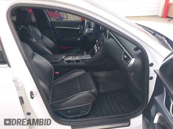 2019 Genesis G70 Dynamic with VIN KMTG34LE9KU027098, listed as a IAAI auction lot 41058372 with 71,732 mi miles and . Bid and sale history available at DreamBid. Image 5.