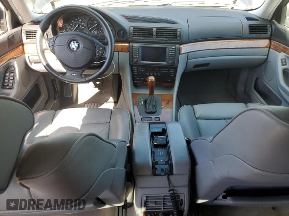 2001 BMW 7 Series 740i with VIN WBAGG83421DN87364, listed as a Copart auction lot 44462125 with 123,519 mi miles and Salvage title. Bid and sale history available at DreamBid. Image 8.