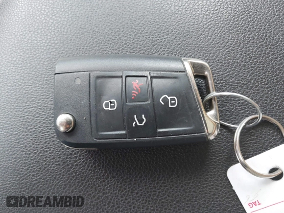 2019 Volkswagen Tiguan SE with VIN 3VV3B7AX8KM171057, listed as a IAAI auction lot 42209509 with 99,437 mi miles and . Bid and sale history available at DreamBid. Image 11.