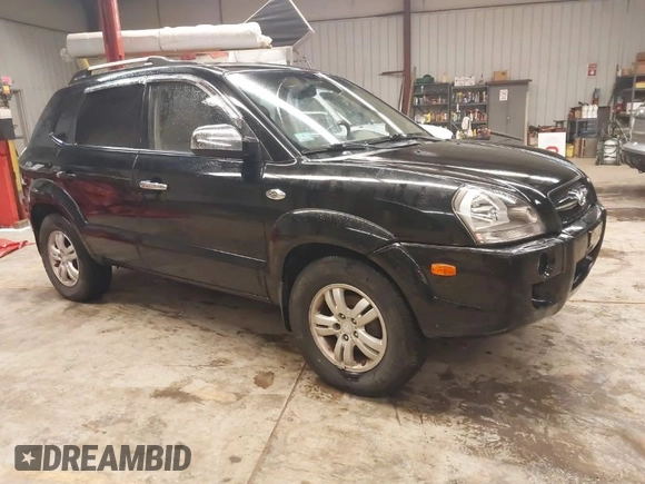 2007 Hyundai Tucson SE with VIN KM8JN12D97U636846, listed as a IAAI auction lot 41818368 with 199,996 mi miles. Bid and sale history available at carsss.com. Image 1.