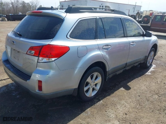 2014 Subaru Outback 3.6R Limited with VIN 4S4BRDNC7E2209350, listed as a IAAI auction lot 41761661 with 156,866 mi miles. Bid and sale history available at carsss.com. Image 4.