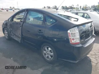 2007 Toyota Prius with VIN JTDKB20U273295502, listed as a IAAI auction lot 41361511 with 200,378 mi miles. Bid and sale history available at carsss.com. Image 3.