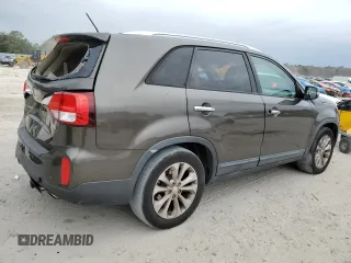 2015 Kia Sorento EX with VIN 5XYKU4A73FG571081, listed as a Copart auction lot 88085145 with 126,635 mi miles and Salvage Title. Bid and sale history available at carsss.com. Image 3.