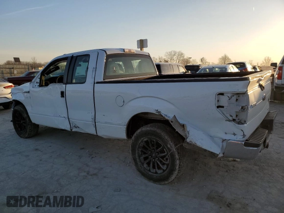 2014 Ford F-150 XL with VIN 1FTFX1CF8EKD94922, listed as a Copart auction lot 48542135 with 237,694 mi miles and Clean Title. Bid and sale history available at carsss.com. Image 2.
