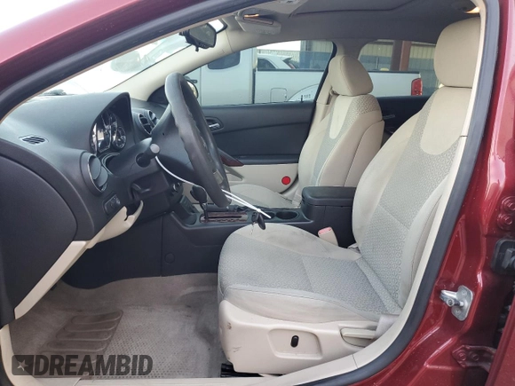2008 Pontiac G6 z VIN 1G2ZG57B984203128, wystawiony jako Copart lot #57556875 z przebiegiem 170 554 mil mil oraz Szkody całkowita. Historia ofert i sprzedaży dostępna na DreamBid. Obrazek 7.