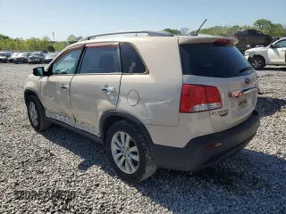 2011 Kia Sorento EX with VIN 5XYKU4A29BG116105, listed as a Copart auction lot 52570045 with 268,549 mi miles and Salvage Title. Bid and sale history available at carsss.com. Image 2.