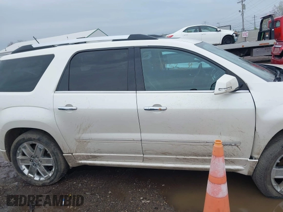 2014 GMC Acadia Denali with VIN 1GKKVTKD0EJ311929, listed as a IAAI auction lot 41953009 with 80,028 mi miles. Bid and sale history available at carsss.com. Image 13.
