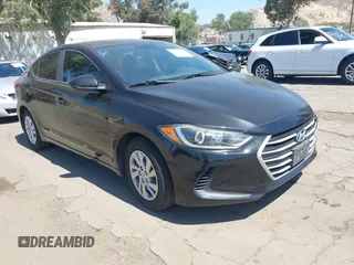 2017 Hyundai Elantra SE z VIN KMHD74LF5HU347490, wystawiony jako IAAI lot #42518829 z przebiegiem 136 004 mil mil oraz . Historia ofert i sprzedaży dostępna na DreamBid. Obrazek 1.