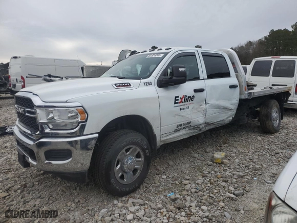 2024 Ram 2500 Tradesman with VIN 3C6UR5HJ0RG131253, listed as a Copart auction lot 88338205 with 3,018 mi miles and Salvage Title. Bid and sale history available at carsss.com. Image 1.