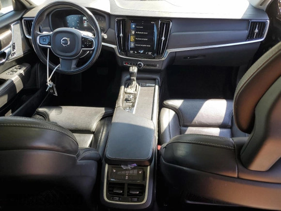 2017 Volvo V90 with VIN YV4A22NL7H1004532, listed as a Copart auction lot 57873094 with 66,942 mi miles and Salvage title. Bid and sale history available at DreamBid. Image 8.