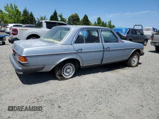 1981 Mercedes-Benz 300 D с VIN WDBAB30A3BB224152, выставлен на аукционе Copart как лот 60512855 с пробегом 201 720 миль миль и Чистый • Clean title. История ставок и продаж доступна на DreamBid. Изображение 3.