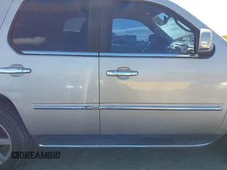 2007 Cadillac Escalade z VIN 1GYFK63877R130222, wystawiony jako IAAI lot #42245310 z przebiegiem 141 638 mil mil oraz . Historia ofert i sprzedaży dostępna na DreamBid. Obrazek 13.