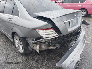 2014 Mercedes-Benz C 250 Sport с VIN WDDGF4HBXEG253583, выставлен на аукционе IAAI как лот 42189407 с пробегом 134 896 миль миль и . История ставок и продаж доступна на DreamBid. Изображение 6.